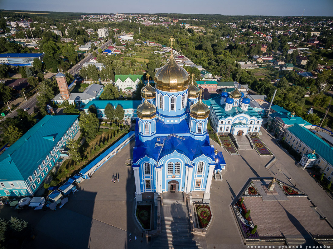 Рождество богородицкий мужской монастырь. Рождество Богородицкий монастырь Задонск. Храм Тихона Задонского в Задонске. Задонский Рождество-Богородицкий мужской монастырь официальный сайт. Храм Тихона Задонского в Задонске Липецкой области.